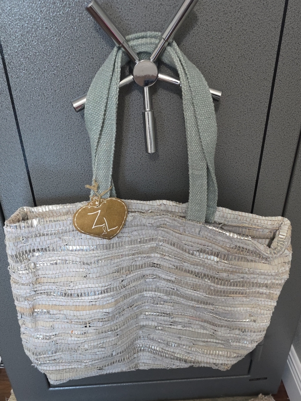 Z&L Metallic Silver Metallic Gray Woven Tote Bag